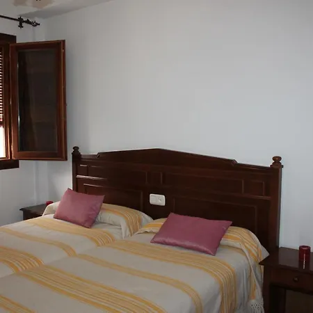 Rurales Rosendo: La Zajarena Apartment *